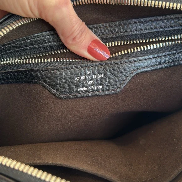AUTHENTIC Louis Vuitton - Picture 9 of 14
